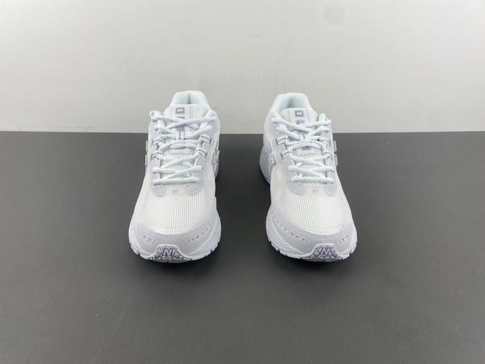 New Balance 1906W