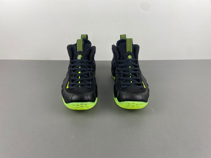 NIKE Air Foamposite One