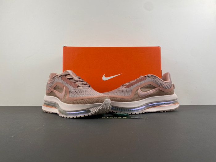 Wmns Nike Air Zoom Pegasus Premium 