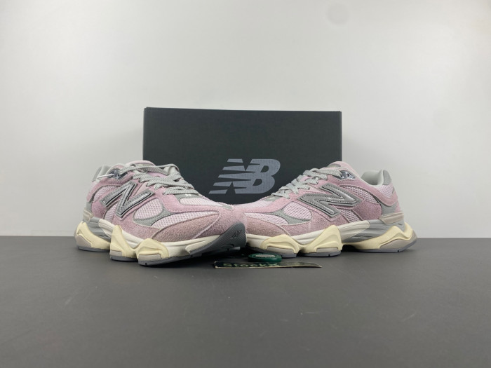 NEW BALANCE 9060