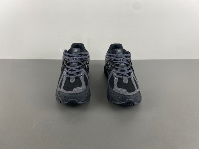 New Balance 1906R