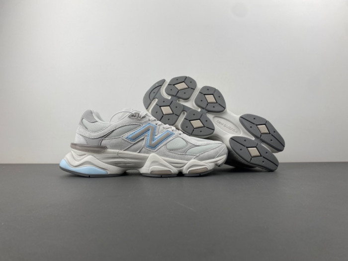 New Balance 1906R