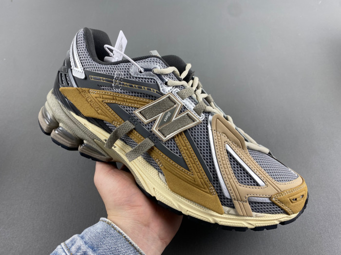 New Balance 1906A