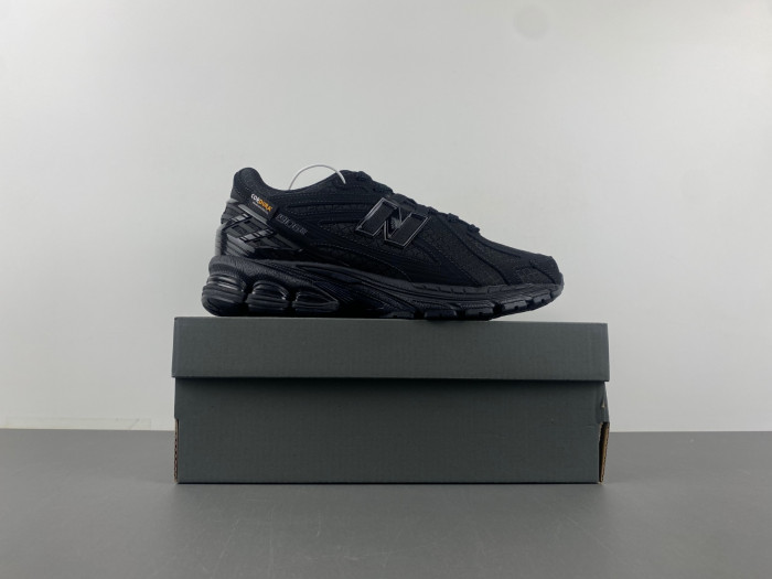 New Balance 1906R Cordura