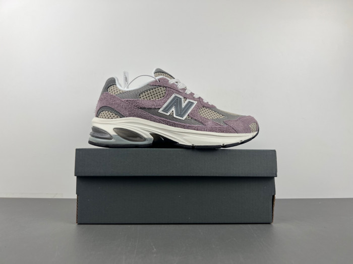 New Balance 2002R