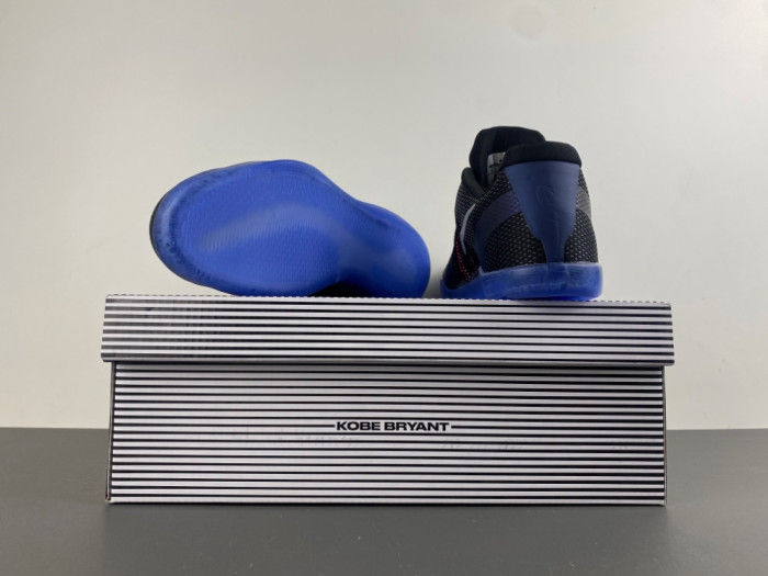 Nike Kobe 11 EM Low Invisibility Cloak Men