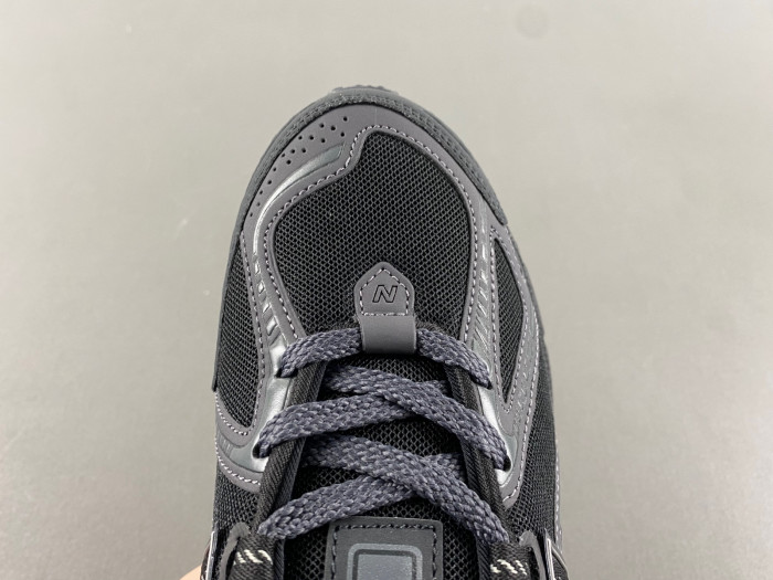 New Balance 1906R