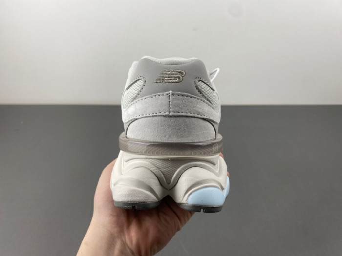 New Balance 1906R