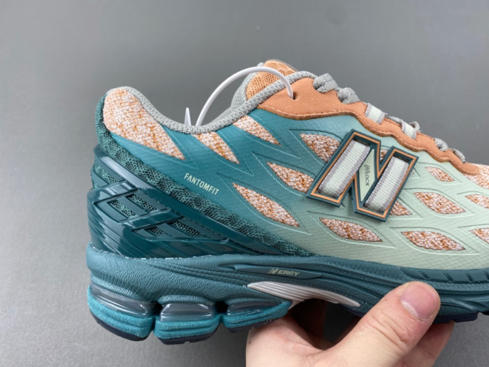 New Balance 1906W