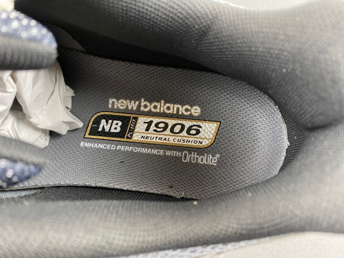 New Balance 1906A