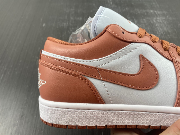 Jordan 1 Low Sky J Orange DC0774-080