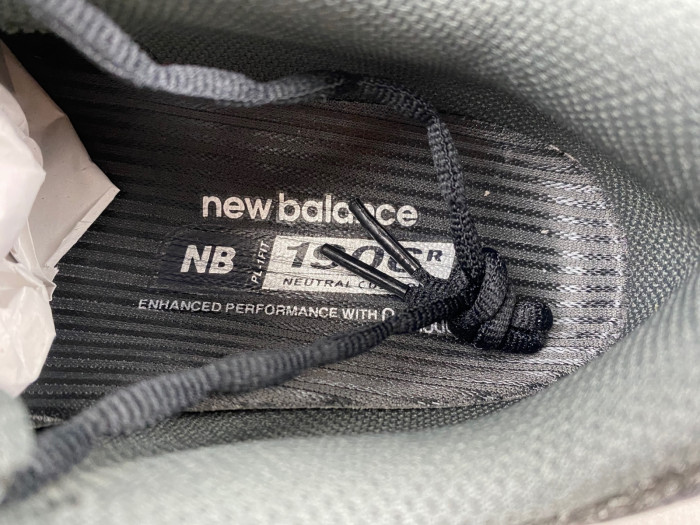 New Balance 1906R