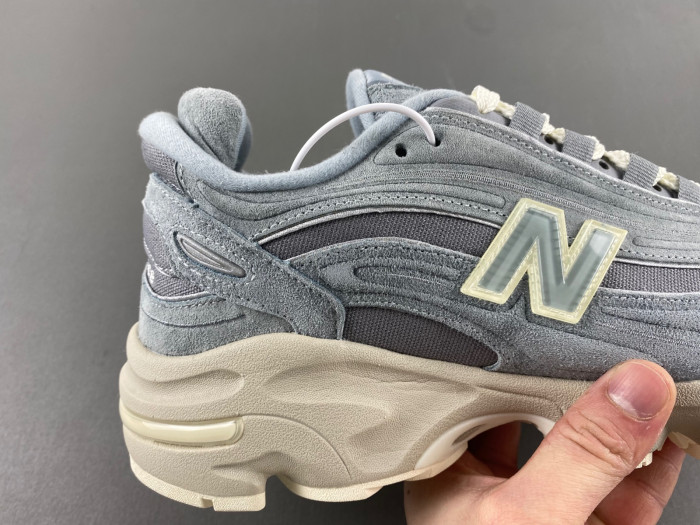 New Balance Kith x 1000
