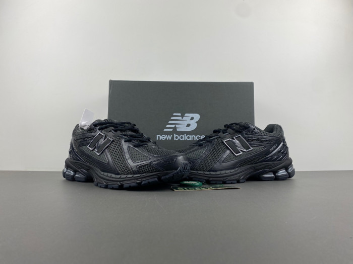 New Balance 1906R