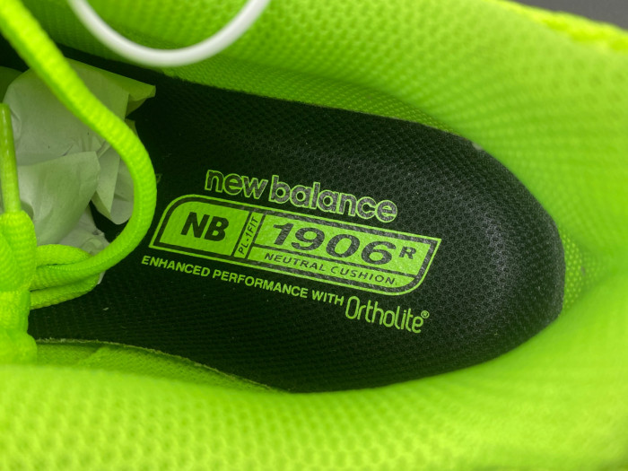 New Balance 1906R