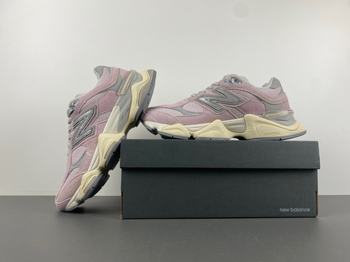 NEW BALANCE 9060