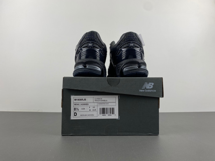 New Balance 1906R