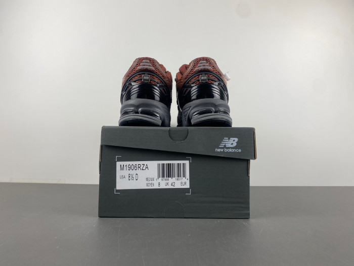 New Balance 1906R