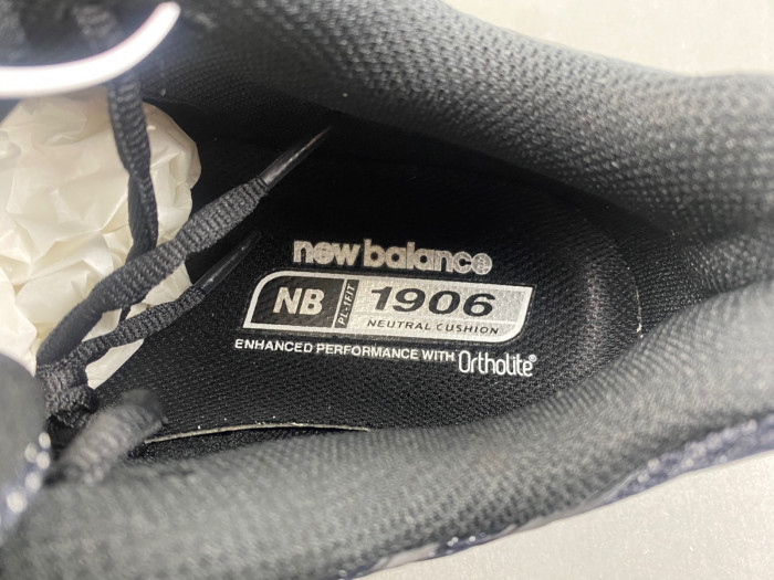 New Balance 1906W