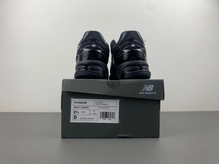 New Balance 1906R