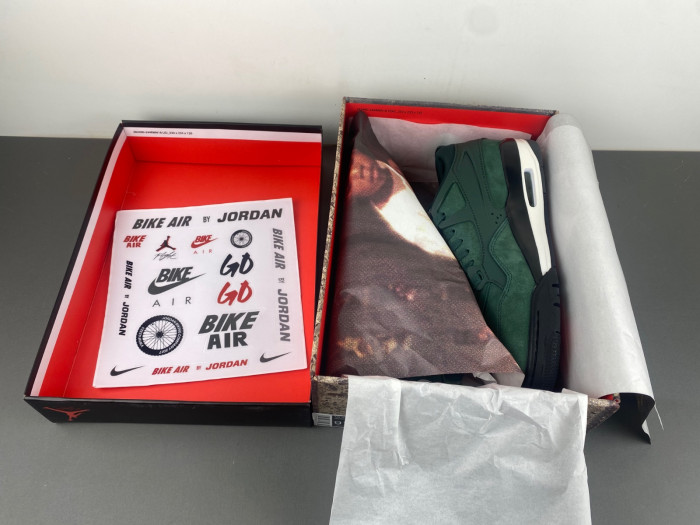 Air Jordan 4 RM SP