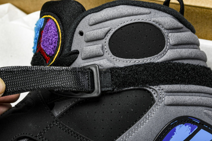 Air Jordan 8 Retro