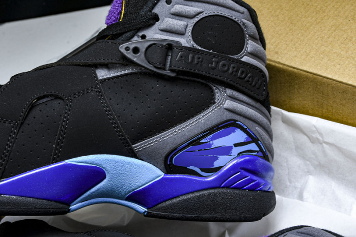Air Jordan 8 Retro