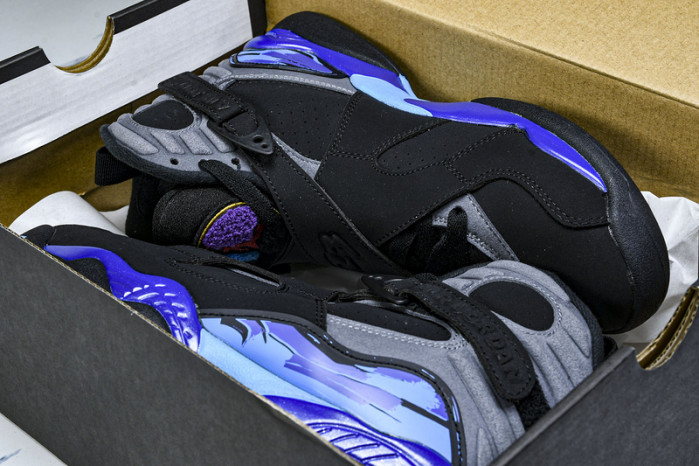 Air Jordan 8 Retro