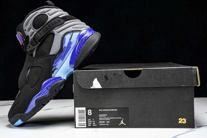 Air Jordan 8 Retro