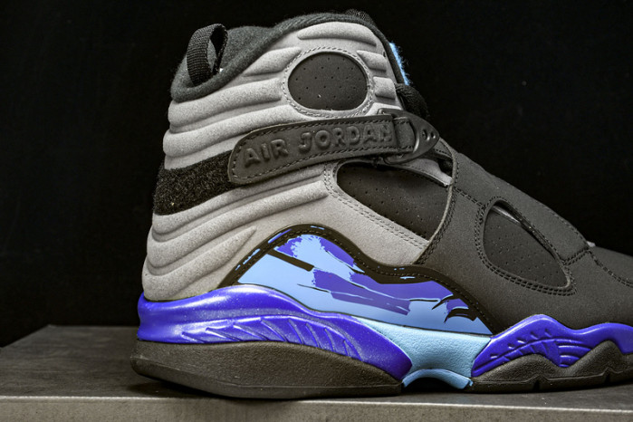 Air Jordan 8 Retro