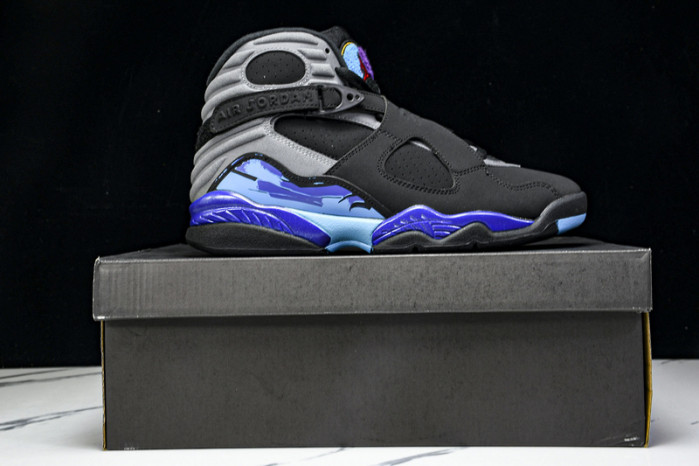 Air Jordan 8 Retro