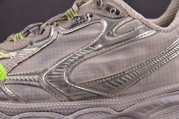 3XL SNEAKERS