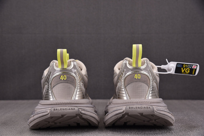3XL SNEAKERS