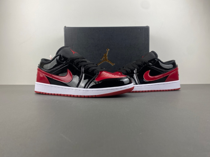 Air Jordan 1 Low