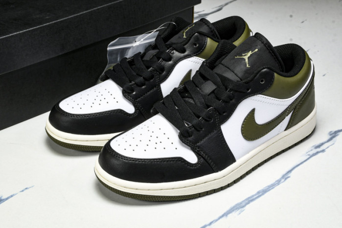 Air Jordan 1 Low