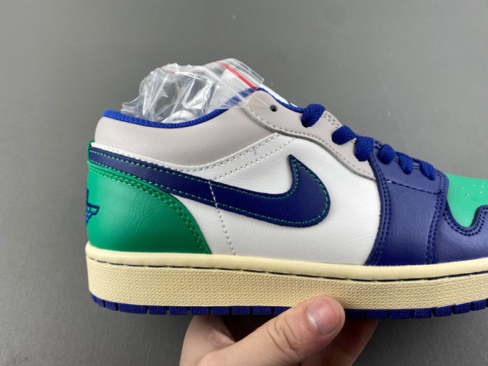 Air Jordan 1 Low