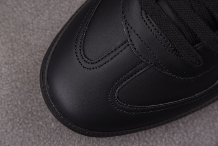 DIOR B01 SNEAKERS
