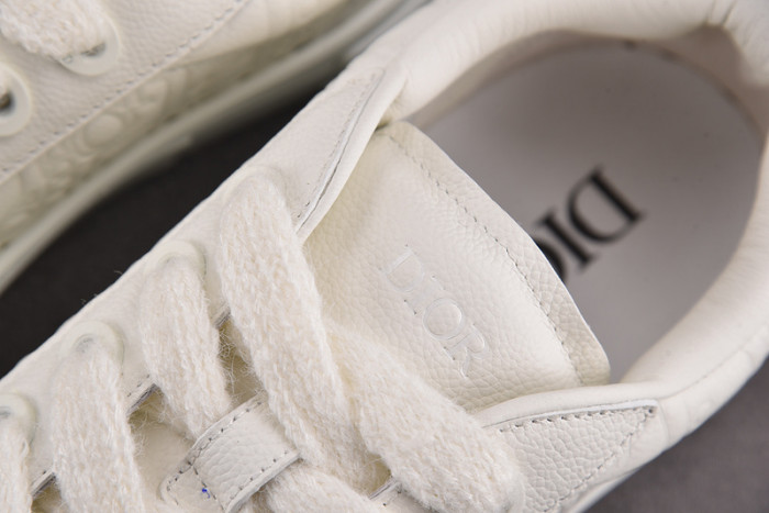 D10r b33 sneakers b330026