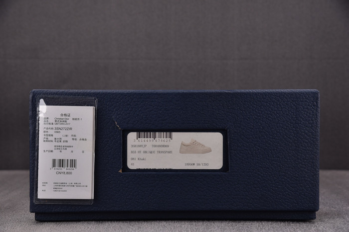 D10r b33 sneakers b330027