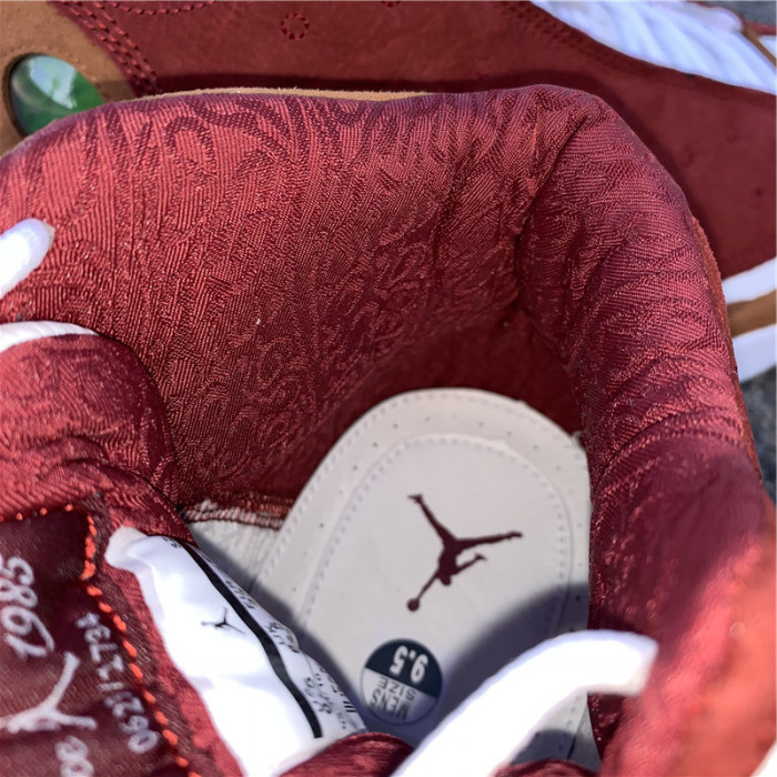 Air Jordan 13 Retro Premio