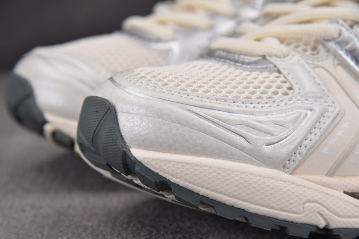ASICS Gel Kayano 14