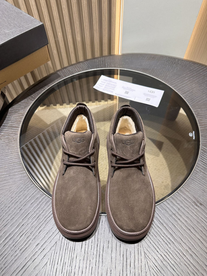 UGG