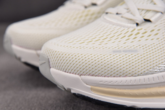 Nike Air Zoom Vomero 18