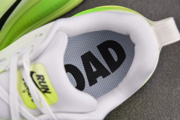 Nike Air Zoom Vomero 18
