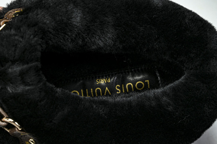 LV BOOTS L000079