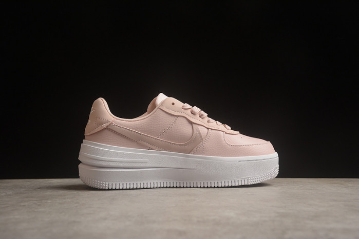 NIKE AIR FORCE 1 PLT.AF.ORM