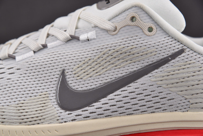 Nike Air Zoom Vomero 18