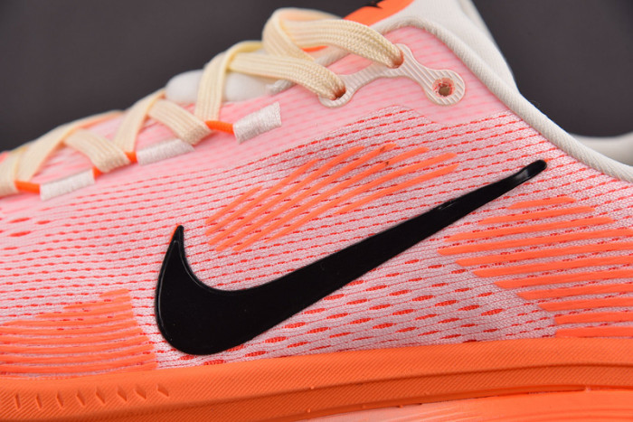 Nike Air Zoom Vomero 18