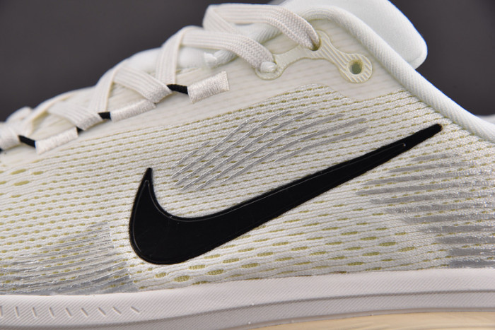 Nike Air Zoom Vomero 18