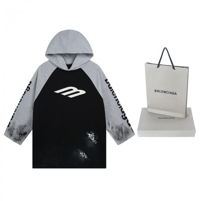 Balenciag**a CLOTHES BAC00029